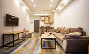Luxuary One bedroom Apartment on Koghbatsi Street